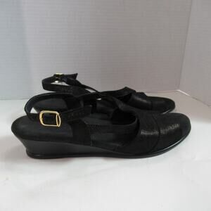 SAS Caress Cross Strap Wedge Sandal Shoes Black Leather Womens 9.5 M Comfort